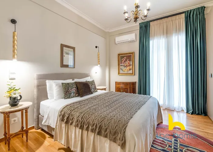 Exclusive Acropolis 4Bdr Large Residence