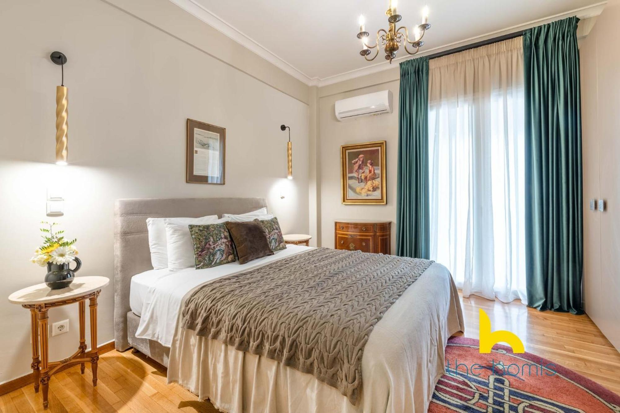 Exclusive Acropolis 4Bdr Large Residence *