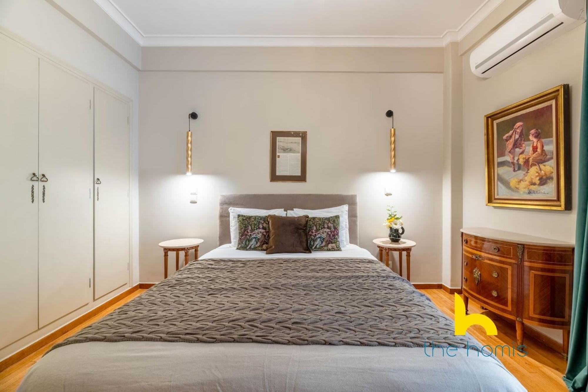 Exclusive Acropolis 4Bdr Large Residence Athens