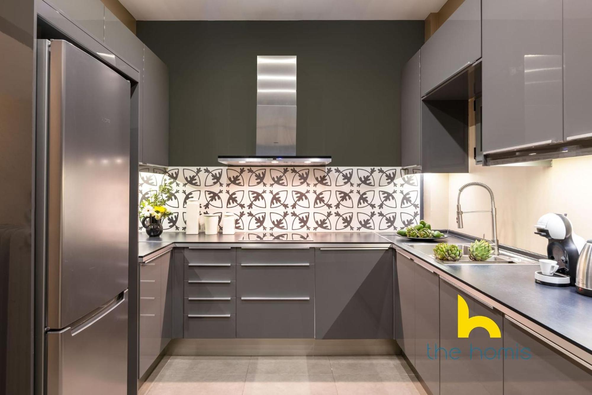 Exclusive Acropolis 4Bdr Large Residence Apartment *